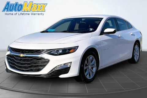 White 2025 Chevrolet Malibu LT for sale in Aberdeen, SD