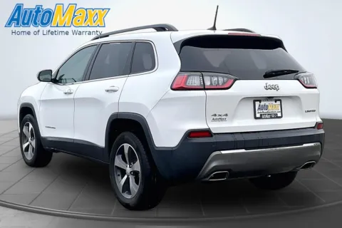 More photos of 2022 Jeep Cherokee Limited at AutoMaxx of Aberdeen, SD