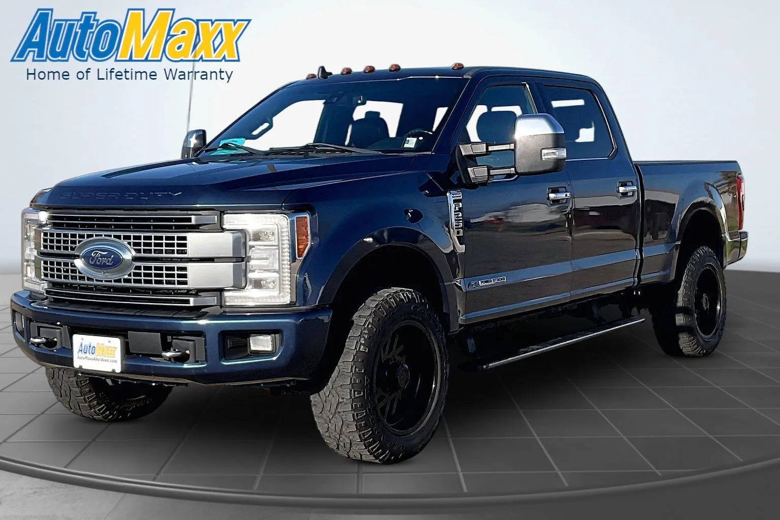 Blue 2019 Ford F-250SD Platinum for sale in Aberdeen, SD