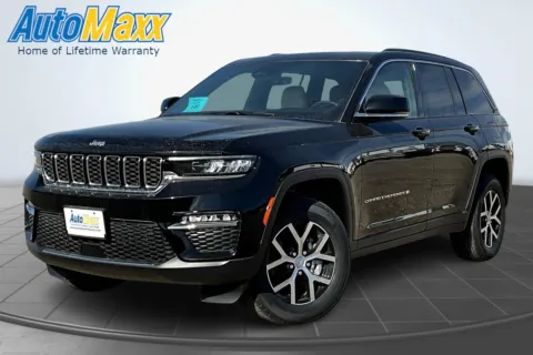 Black 2025 Jeep Grand Cherokee Limited for sale in Milbank, SD