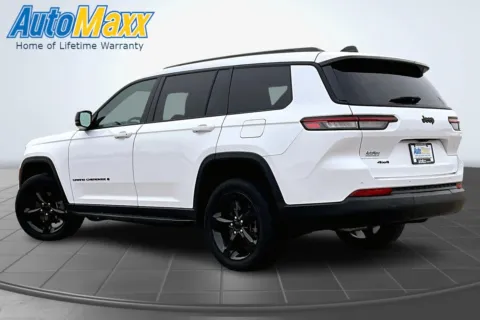 More photos of 2023 Jeep Grand Cherokee L Altitude at Automaxx Chrysler Dodge Jeep Ram, SD