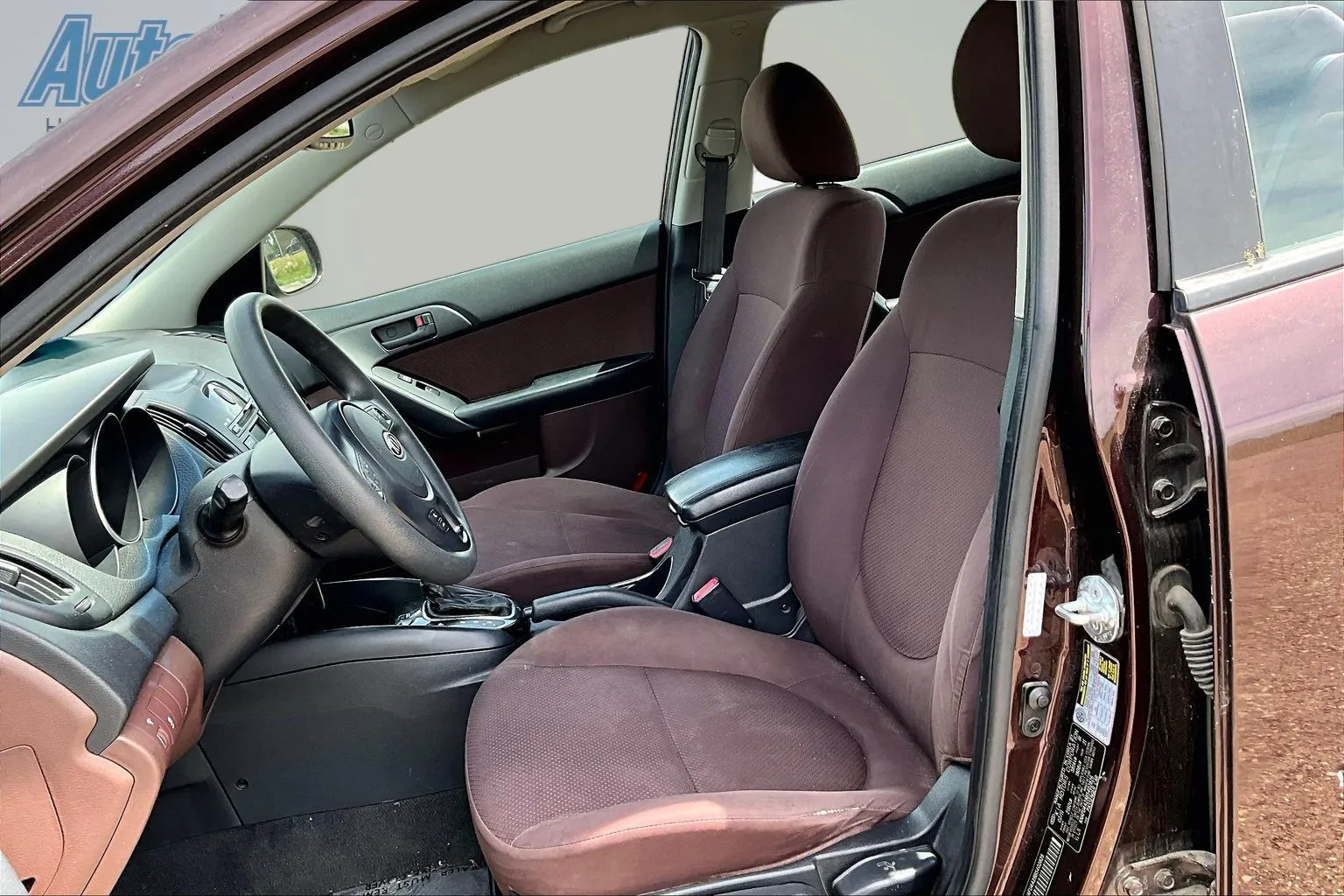 2011 Kia Forte EX - Photo 19