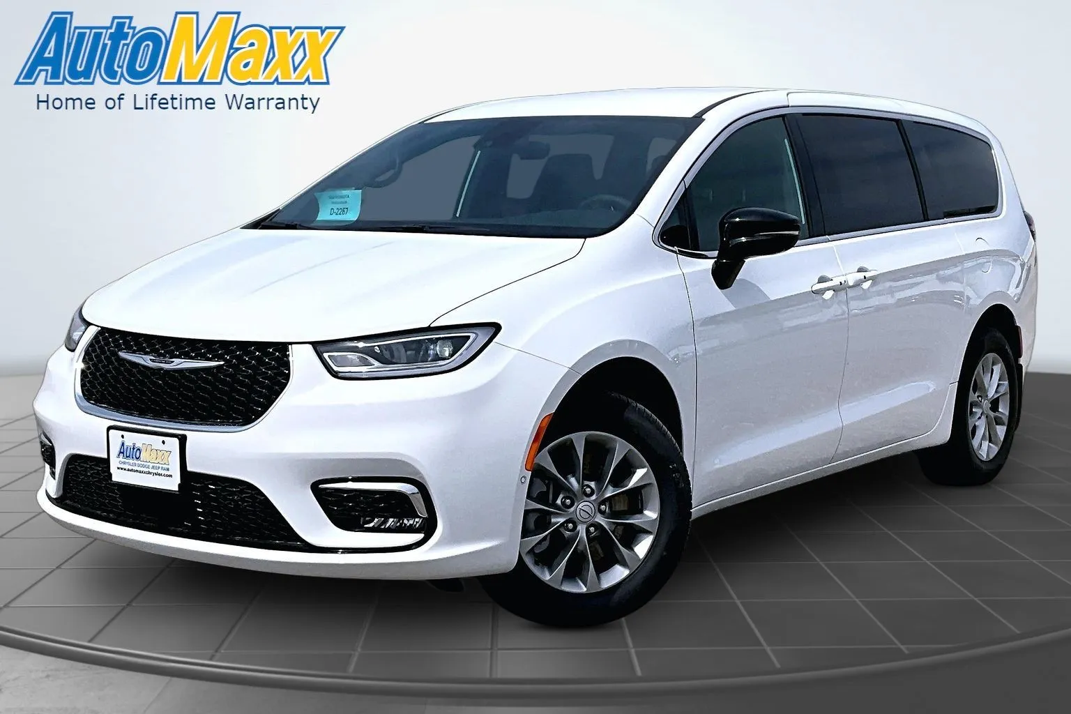 2026 Chrysler Pacifica Select AWD's photo