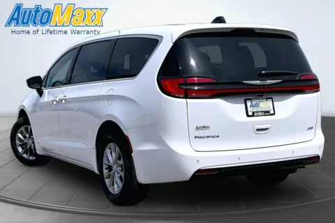 Another view of 2026 Chrysler Pacifica Select for sale in Milbank, SD at AutoMaxx Chrysler Dodge Jeep Ram