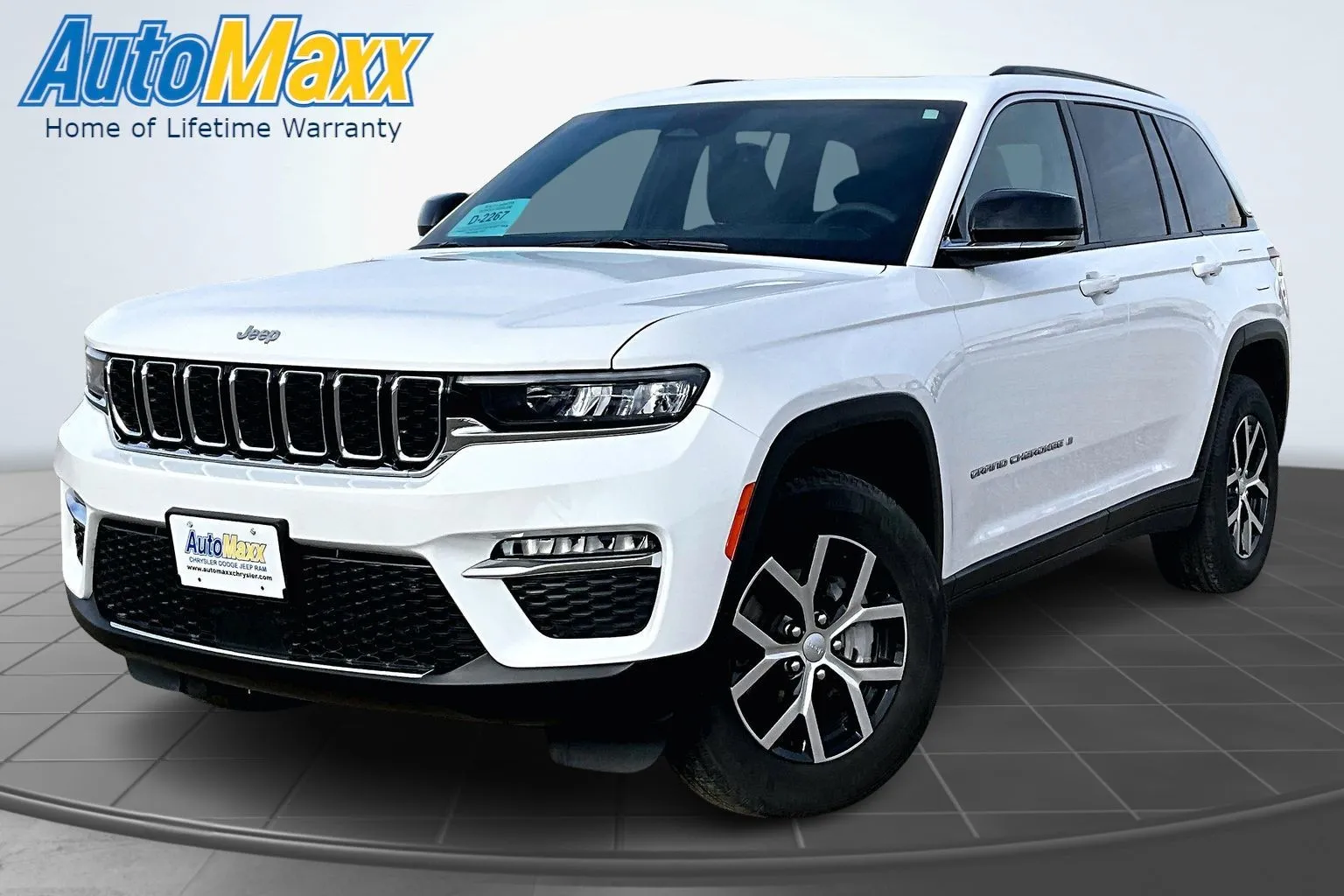 White 2025 Jeep Grand Cherokee Limited for sale in Milbank, SD