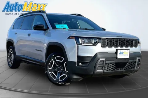 Photos of 2026 Jeep Cherokee Limited for sale in Milbank, SD at AutoMaxx Chrysler Dodge Jeep Ram