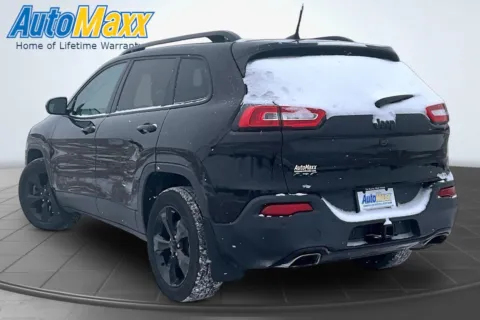 More photos of 2018 Jeep Cherokee Limited at AutoMaxx Chrysler Dodge Jeep Ram, SD