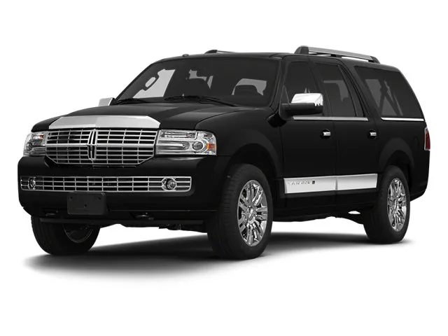 White 2013 Lincoln Navigator L for sale in Milbank, SD