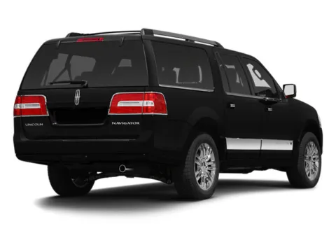 Photos of 2013 Lincoln Navigator L for sale in Milbank, SD at AutoMaxx Chrysler Dodge Jeep Ram