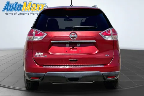 More photos of 2015 Nissan Rogue SV at AutoMaxx Chrysler Dodge Jeep Ram, SD