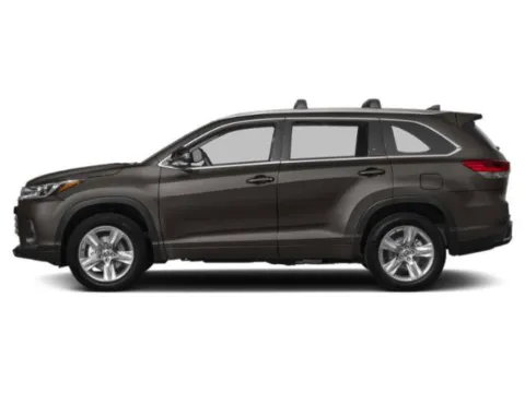 Another view of 2019 Toyota Highlander Limited for sale in Milbank, SD at AutoMaxx Chrysler Dodge Jeep Ram