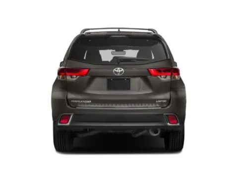More photos of 2019 Toyota Highlander Limited at AutoMaxx Chrysler Dodge Jeep Ram, SD