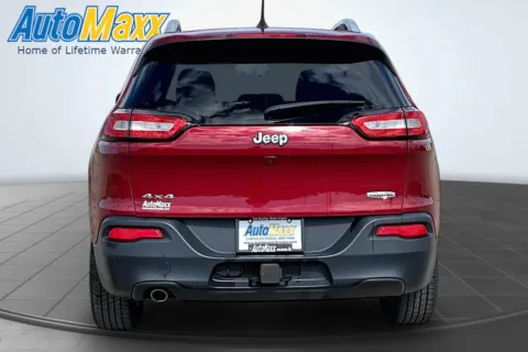 More photos of 2017 Jeep Cherokee Latitude at AutoMaxx Chrysler Dodge Jeep Ram, SD