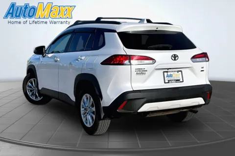 More photos of 2022 Toyota Corolla Cross LE at AutoMaxx Chrysler Dodge Jeep Ram, SD