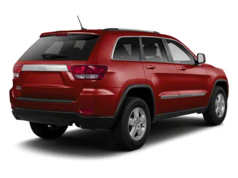 Photos of 2013 Jeep Grand Cherokee Overland for sale in Milbank, SD at AutoMaxx Chrysler Dodge Jeep Ram