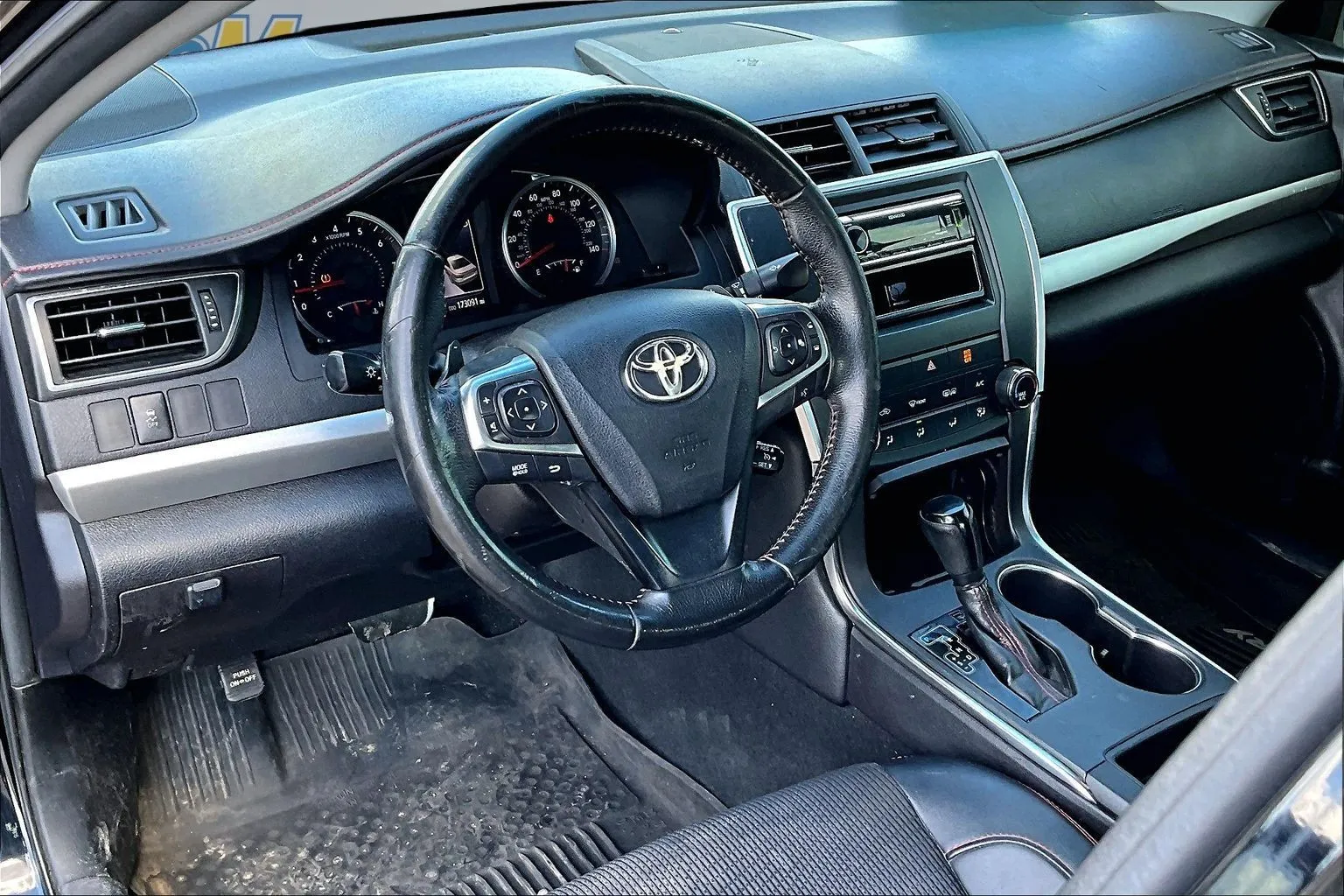 2016 Toyota Camry Special Edition - Photo 16
