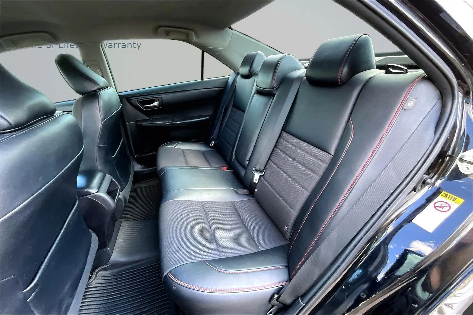 2016 Toyota Camry Special Edition - Photo 21