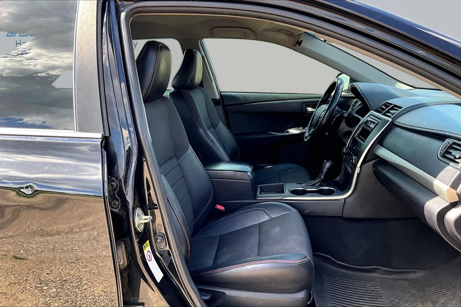 2016 Toyota Camry Special Edition - Photo 28