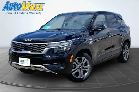 Black 2023 Kia Seltos LX for sale in Milbank, SD