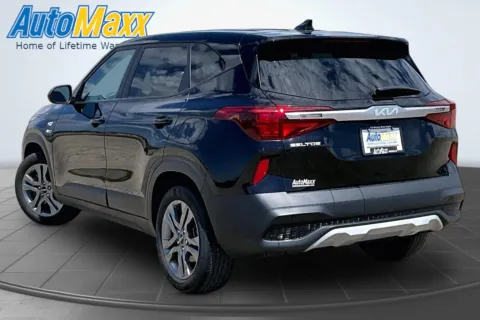 More photos of 2023 Kia Seltos LX at AutoMaxx Chrysler Dodge Jeep Ram, SD