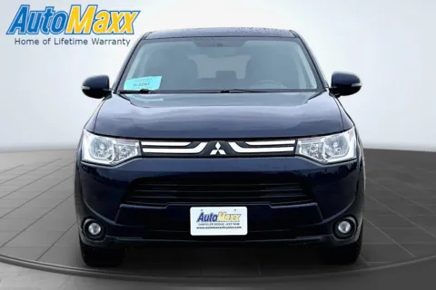 Photos of 2014 Mitsubishi Outlander SE for sale in Milbank, SD at AutoMaxx Chrysler Dodge Jeep Ram