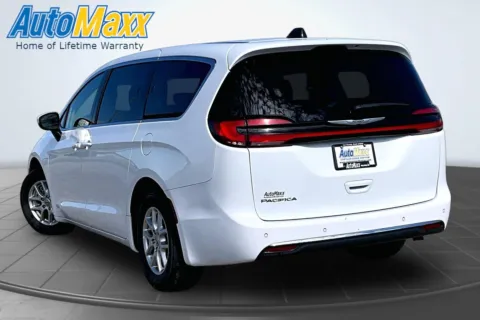 More photos of 2023 Chrysler Pacifica Touring L at AutoMaxx Chrysler Dodge Jeep Ram, SD