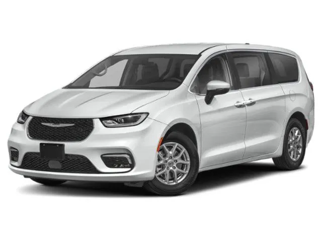 White 2023 Chrysler Pacifica Touring L for sale in Milbank, SD