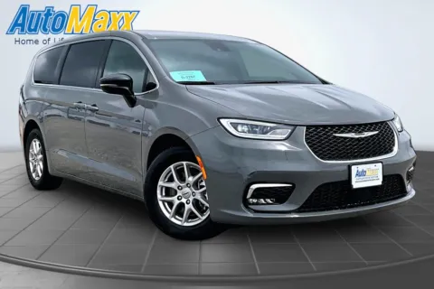 Another view of 2025 Chrysler Pacifica Select for sale in Milbank, SD at AutoMaxx Chrysler Dodge Jeep Ram