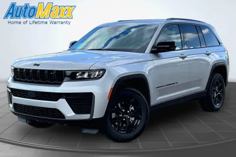 Silver 2026 Jeep Grand Cherokee Laredo Altitude for sale in Milbank, SD