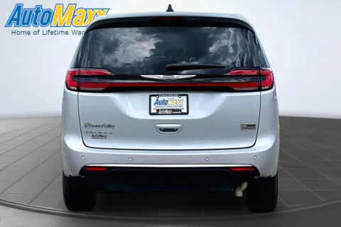 More photos of 2024 Chrysler Pacifica Touring L at AutoMaxx Chrysler Dodge Jeep Ram, SD