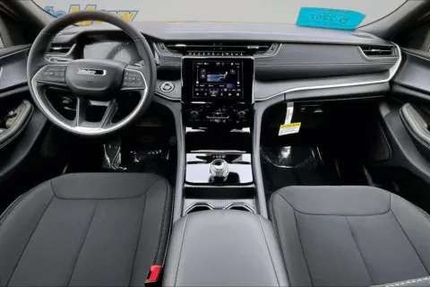 More photos of 2026 Jeep Grand Cherokee Laredo X at AutoMaxx Chrysler Dodge Jeep Ram, SD