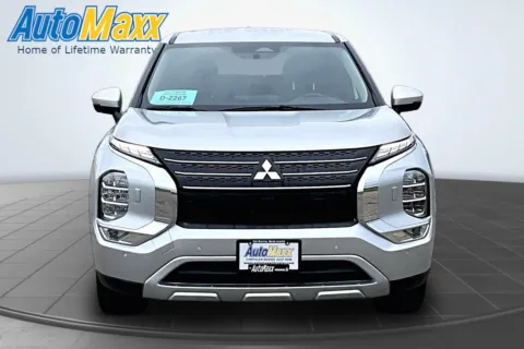Photos of 2024 Mitsubishi Outlander for sale in Milbank, SD at AutoMaxx Chrysler Dodge Jeep Ram
