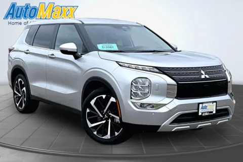 Another view of 2024 Mitsubishi Outlander for sale in Milbank, SD at AutoMaxx Chrysler Dodge Jeep Ram