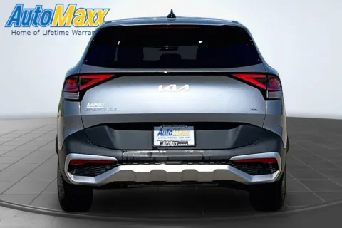 More photos of 2024 Kia Sportage LX at AutoMaxx Chrysler Dodge Jeep Ram, SD