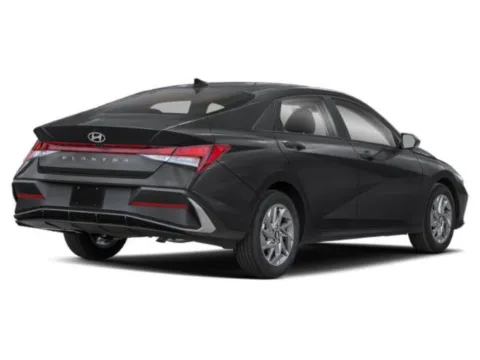 More photos of 2024 Hyundai Elantra SEL at AutoMaxx Chrysler Dodge Jeep Ram, SD