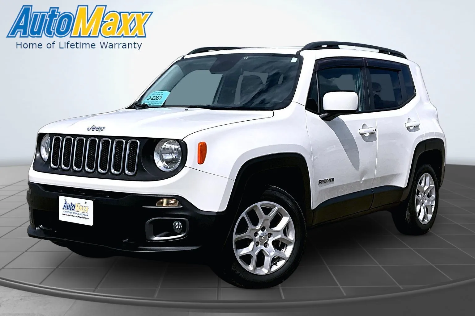 White 2017 Jeep Renegade Latitude for sale in Milbank, SD
