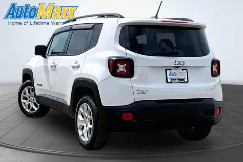 More photos of 2017 Jeep Renegade Latitude at AutoMaxx Chrysler Dodge Jeep Ram, SD