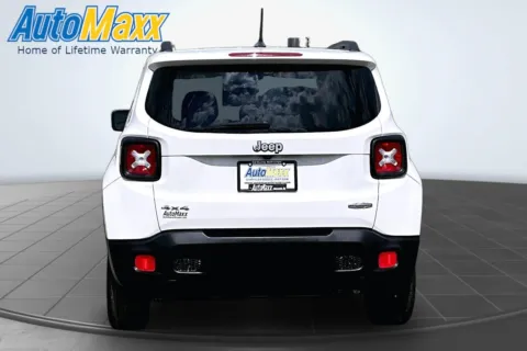 More photos of 2017 Jeep Renegade Latitude at AutoMaxx Chrysler Dodge Jeep Ram, SD