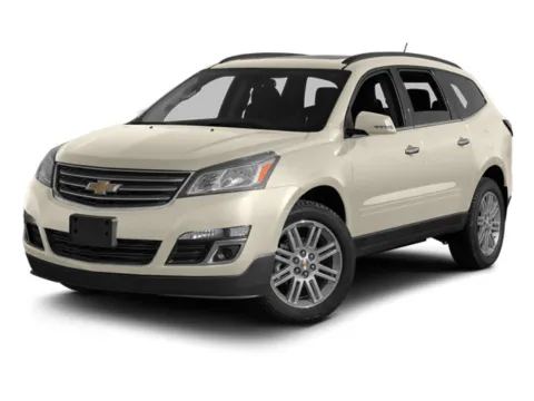 White 2013 Chevrolet Traverse LT for sale in Milbank, SD