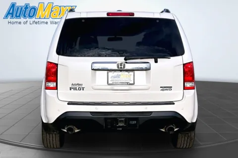 More photos of 2015 Honda Pilot Touring at AutoMaxx Chrysler Dodge Jeep Ram, SD