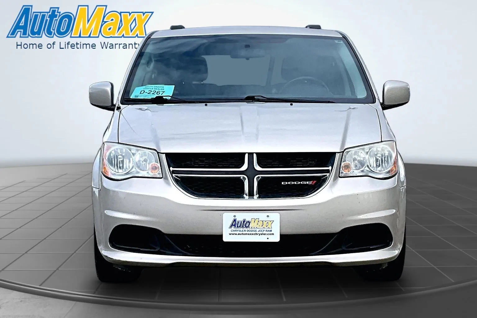 Used 2014 Dodge Grand Caravan SXT with VIN 2C4RDGCG2ER341507 for sale in Milbank, SD