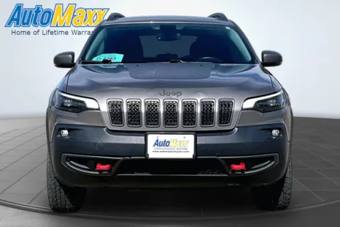 Photos of 2019 Jeep Cherokee Trailhawk for sale in Milbank, SD at AutoMaxx Chrysler Dodge Jeep Ram