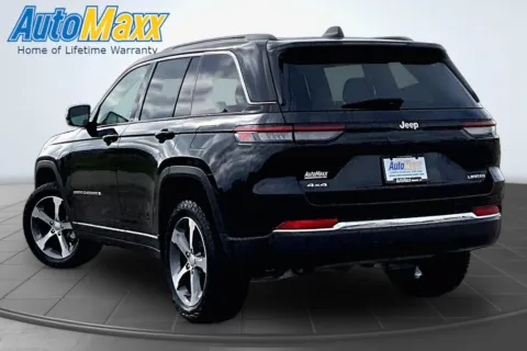 More photos of 2024 Jeep Grand Cherokee Limited at AutoMaxx Chrysler Dodge Jeep Ram, SD