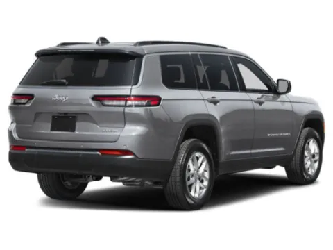 Photos of 2027 Jeep Grand Cherokee L for sale in Milbank, SD at AutoMaxx Chrysler Dodge Jeep Ram