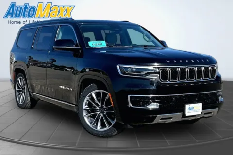 Another view of 2023 Jeep Wagoneer Series III for sale in Milbank, SD at AutoMaxx Chrysler Dodge Jeep Ram