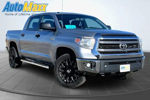 More photos of 2014 Toyota Tundra SR5 at AutoMaxx of Lemmon, SD