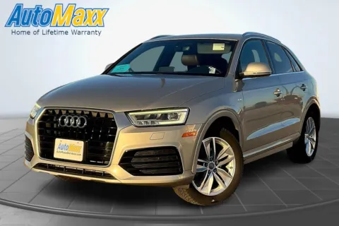 Silver 2018 Audi Q3 2.0T Premium Plus for sale in Lemmon, SD