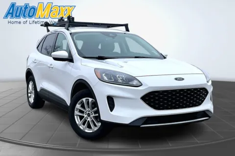 More photos of 2020 Ford Escape SE at AutoMaxx of Lemmon, SD