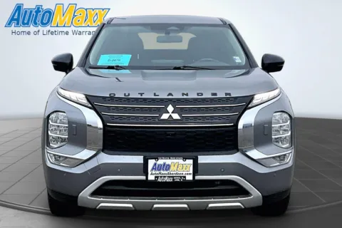 Another view of 2022 Mitsubishi Outlander SE for sale in Lemmon, SD at AutoMaxx of Lemmon