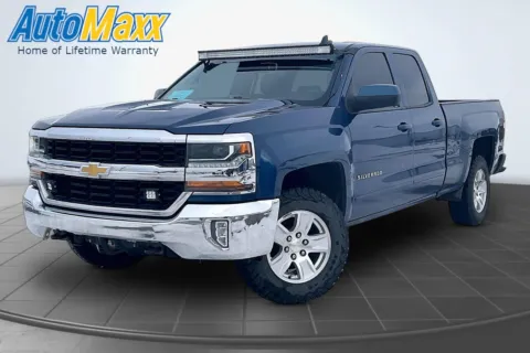 Blue 2018 Chevrolet Silverado 1500 LT for sale in Lemmon, SD